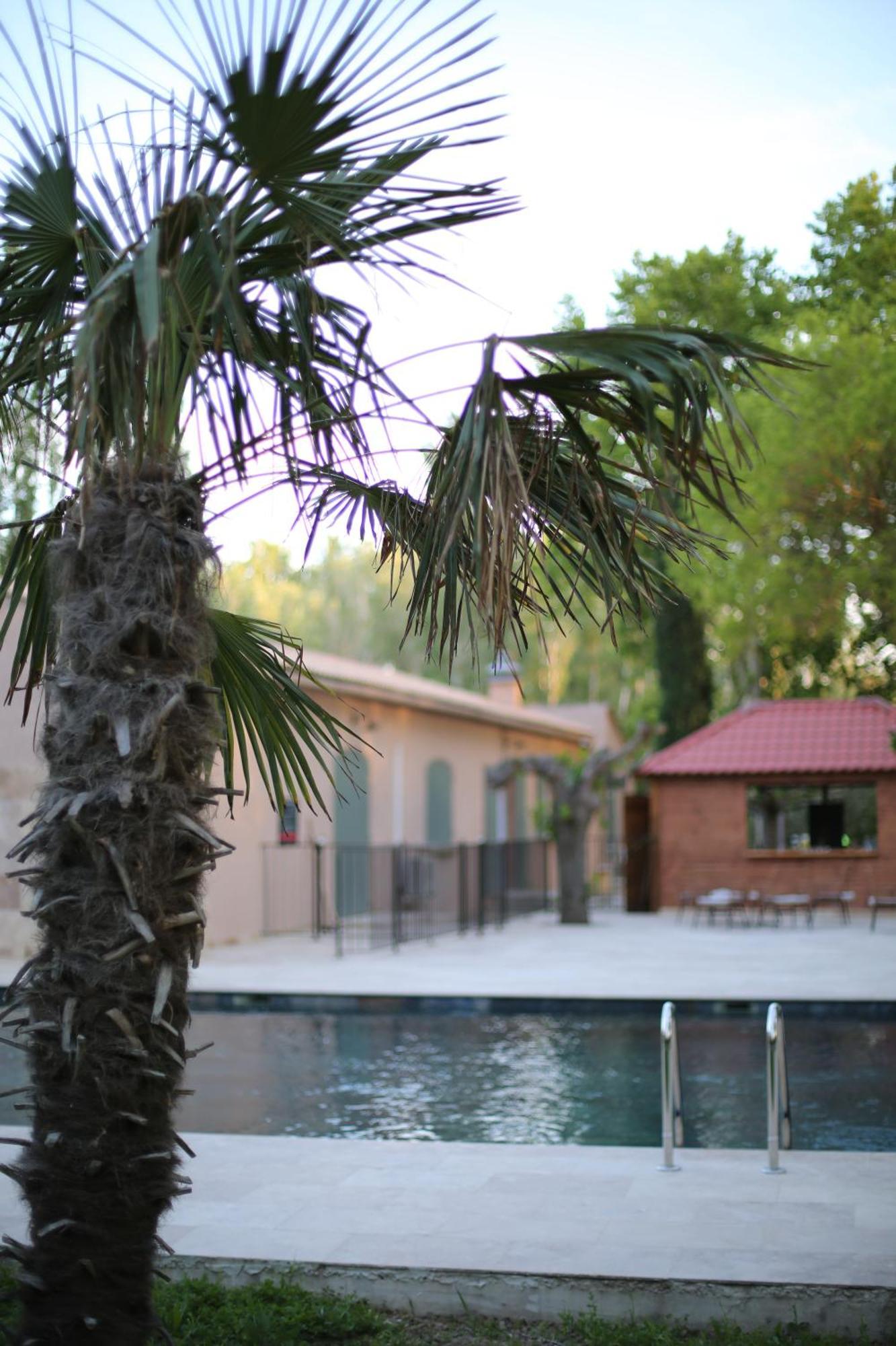 Lodges & Nature - 71 Avignon Bagian luar foto